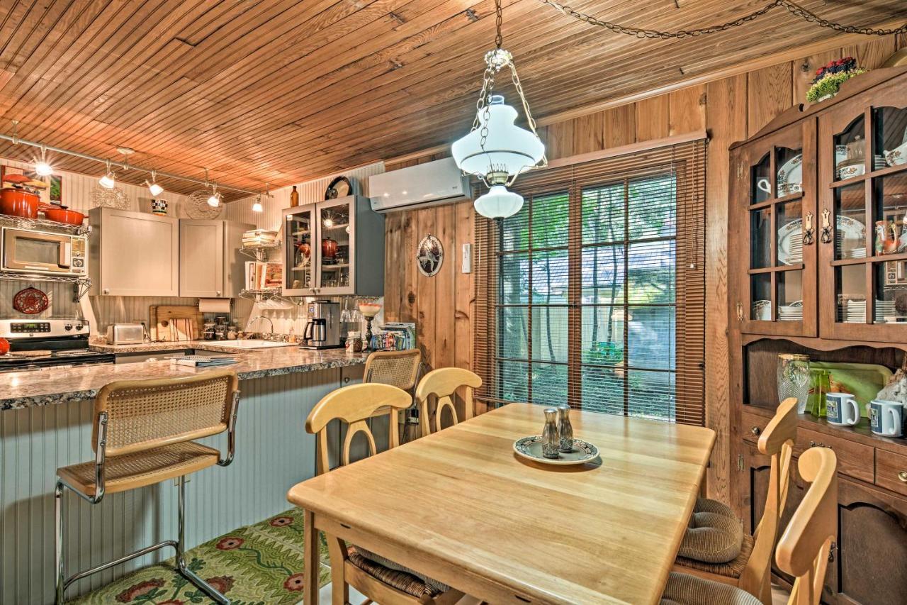 Pet-Friendly One Crow Cottage In Harbor Springs! المظهر الخارجي الصورة